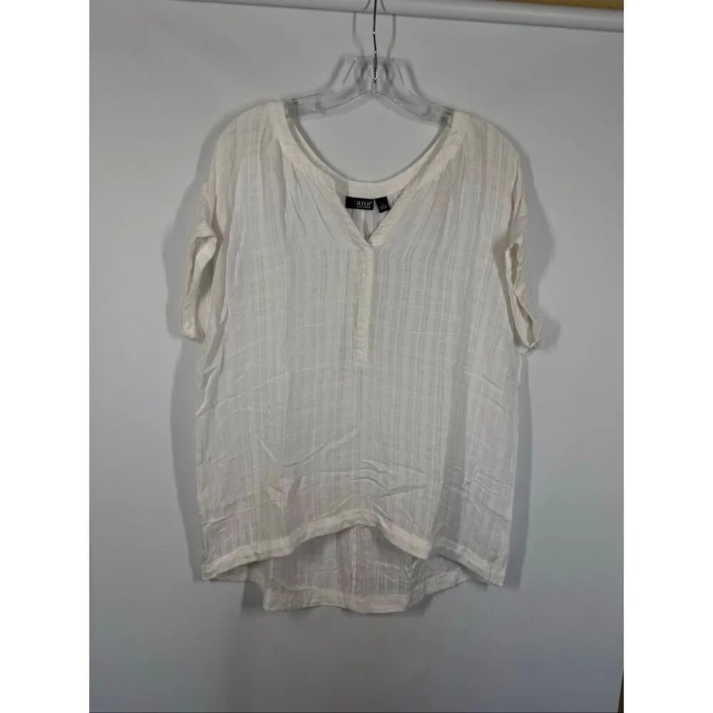 001 Ana Sheer 100% rayon white top size large